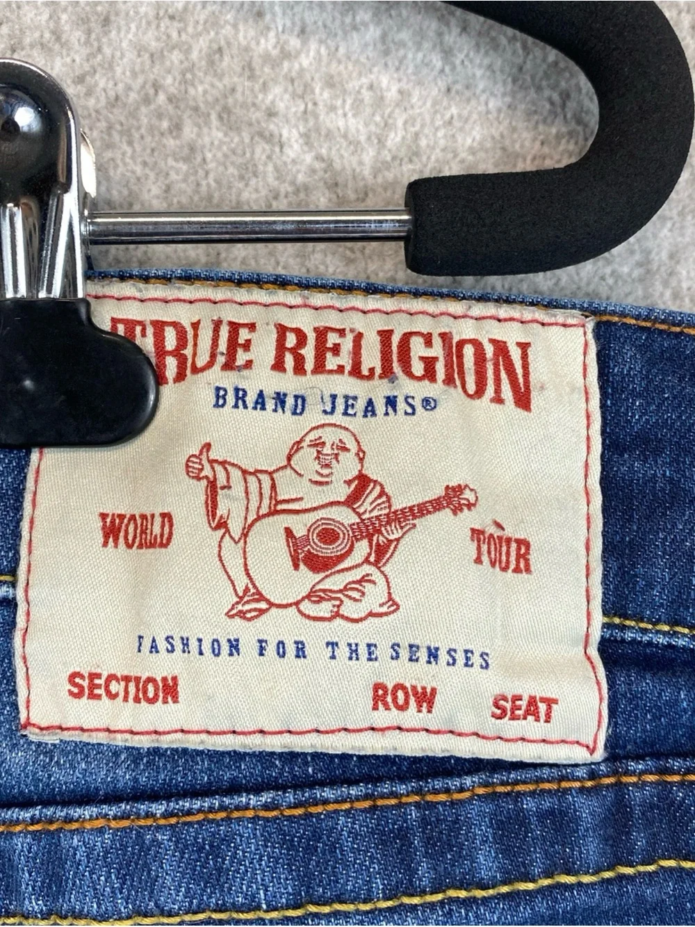 True Religion Men's Geno Relaxed Slim Fit Jeans Sz 36x31 Stretch subtle FLAW